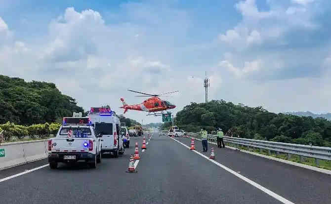 尖山区高速公路汽车救援案例